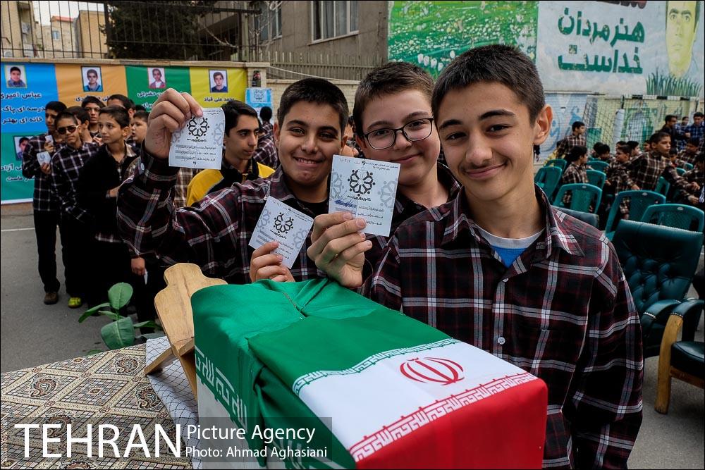 انتخابات شهردار مدرسه شهید کدخدایی 39