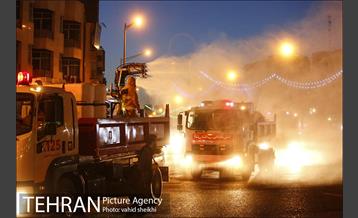 آئین رونمایی از تجهیزات جدید سازمان آتش نشانی پایتخت در ضدعفونی اماکن عمومی 18