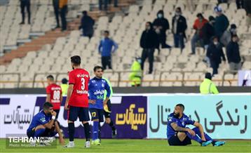 دیدار تیم‌های فوتبال استقلال و نساجی مازندران 25