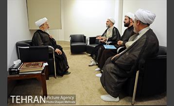 دیدار حجت‌الاسلام صادق‌زاده با تعدادی از مراجع عظام تقلید و علما در شهر مقدس قم 28