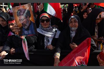 اجتماع «دختران جان‌فدای ایران» - ۲ 44