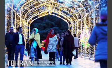 جشن نور در بوستان ملت 9