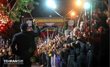 رژه‌ی شاه حسین گویان مکتب تشیع 10