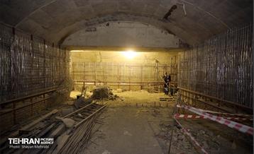 بازدید اعضای کمسیون حمل و نقل شورای اسلامی شهر از ایستگاه تقاطعی مترو توحید 25