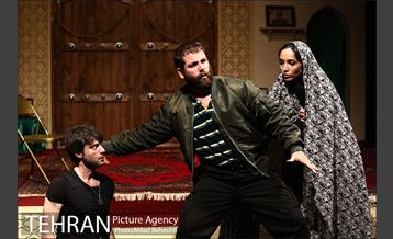 نمایش همسایه آقا‎ 8