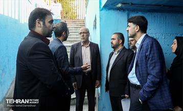 بازدید رئیس کمیسیون حمل‌ونقل شورا از منطقه 17 21