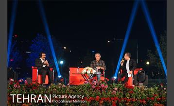 ویژه برنامه شب فیروزه ای در دریاچه شهدای خلیج فارس 27