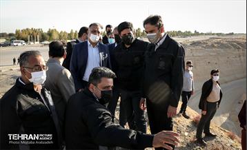 بازدید شهردار تهران از پروژه های خاکریزآب 13