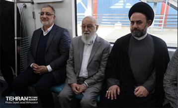 آیین بهره برداری از ۲ رام قطار ساخت داخل 44