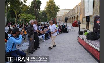 آیین اختتامیه مسابقه عکاسی طهران پبک 15