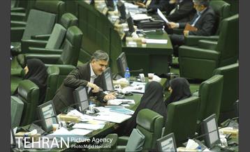 حضور شهردار تهران در جلسه علنی مجلس شورای اسلامی 8