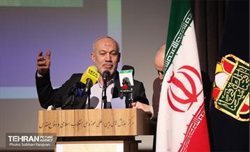 اختتامیه دومین کنگره شعر و داستان روایت پایداری 15