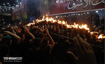 آیین مشعل‌گردانی در دولت آباد تهران 18