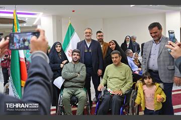 آئین تکریم و تجلیل از جانبازان سرافراز ۸ سال دفاع‌ مقدس 3