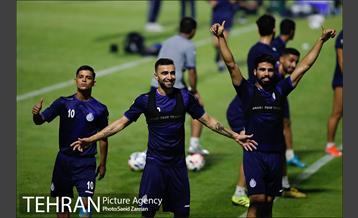 برگزاری تمرین تیم استقلال 13