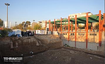 بازدید کمیسیون برنامه و بودجه شورای شهر از پروژه‌های منطقه 11 30