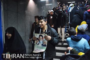 خدمت رسانی مترو در راهپیمایی 22 بهمن 13
