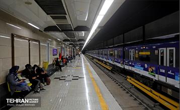 بهره‌برداری از ورودی ویژه توانیابان مترو بریانک 12