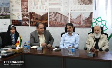 جلسه انتخاب معماری پروژه حیاط تهران 41