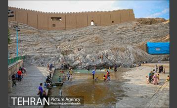 آب تنی در پیک پنجم 24