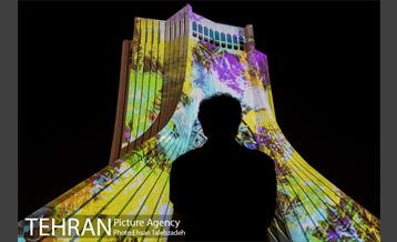 سیمرغ صلح بر برج آزادی 17