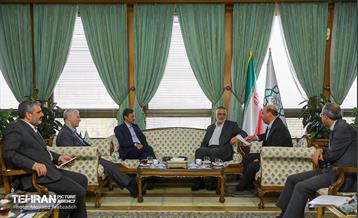 دیدار رئیس بنیاد مستضعفان با شهردار تهران