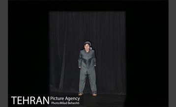 نمایش شکم 18