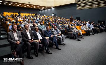 همایش شهرداران نواحی و مناطق