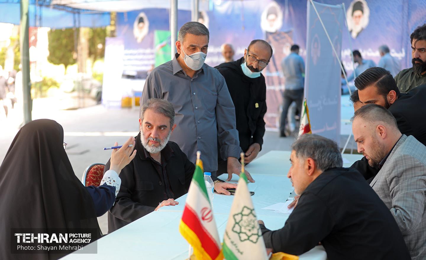 میز خدمت شهرداری تهران در نماز جمعه 15