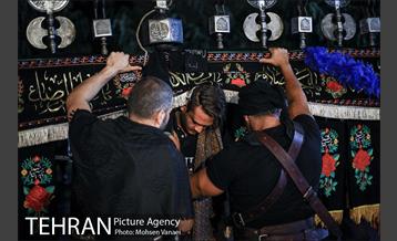 دسته عزاداری در خیابان اندرزگو‎ 17