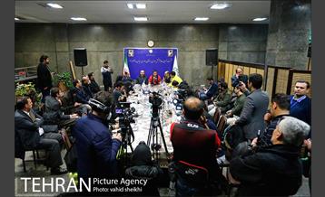 نشست خبری آتش سوزی ساختمان اداری میدان ولیعصر(عج) 6