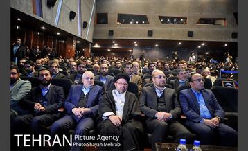 مراسم تکریم شهدای دانشجو تحت عنوان " از هویزه تا حرم" با حضور دکتر قالیباف 4