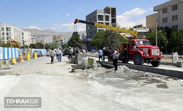 بازدید معاون فنی و عمرانی از پروژه‌های عمرانی منطقه ۵ 7