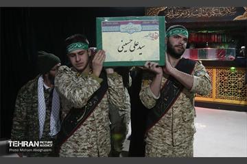 وداع با پیکر مطهر شهید مدافع حرم سیدعلی حسینی 6