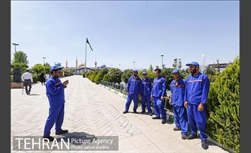 خدمات شهرداری تهران به مناسبت رحلت امام خمینی در مرقد امام خمینی (ره) 36