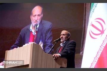 آیین تجلیل از برگزیدگان مناطق 22 گانه 38