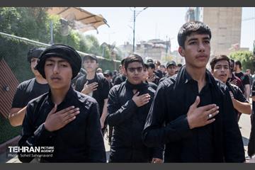 دسته عزاداری گروه سرود نوجوانان راهیان کربلا 7