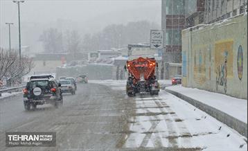 عملیات برف‌روبی در منطقه 2