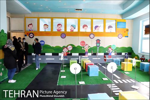 بازدید شهردار منطقه ۷ از روند اجرای پروژه های توسعه محله ای ۱۴۰۰