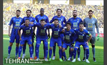 دیدار تیم های استقلال تهران و سپاهان 11