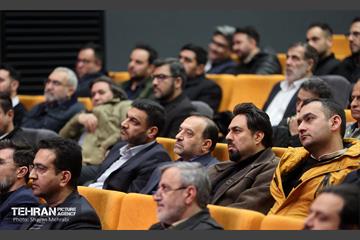 آیین تجلیل از برگزیدگان مناطق 22 گانه 60