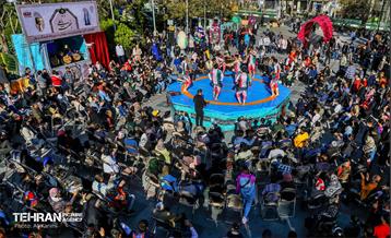 ورزش زورخانه ای در نوروزگاه فرهنگ و ملل پارک ملت 9