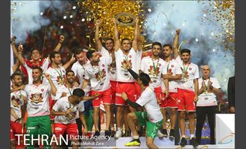 قهرمانی تیم فوتبال پرسپولیس د رقابت‌های جام حذفی فوتبال ایران16