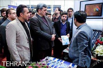 بازدید دکتر حناچی از نمایشگاه ساختمان پایدار 15