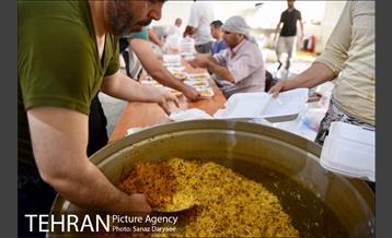 بسیج شهرداری تهران در مناطق سیل زده خوزستان 12