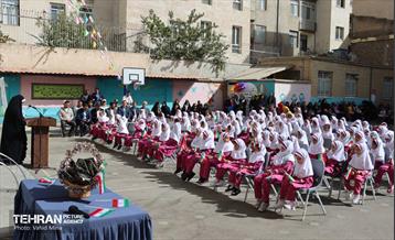 جشن شکوفه‌ها در منطقه ۱1 2