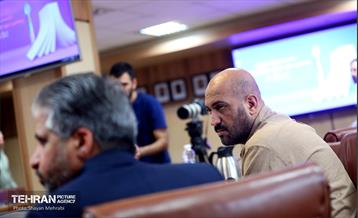 نشست هیات داوران پنجمین دوره جایزه داستان تهران 3