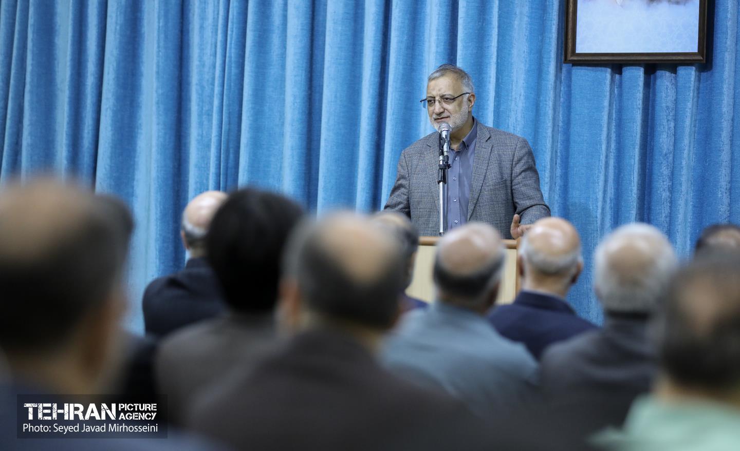 آیین تجلیل از خانواده شهدای جنگ رمضان 16
