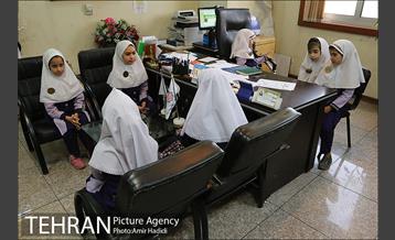 بازدید کودکان دبستانی از شهرداری منطقه 7 4