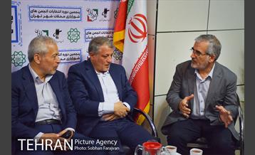 بازدید محسن هاشمی از ستاد انتخابات شورایاری محلات تهران 4